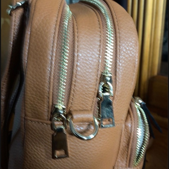 Tan mini backpack - Picture 2 of 4